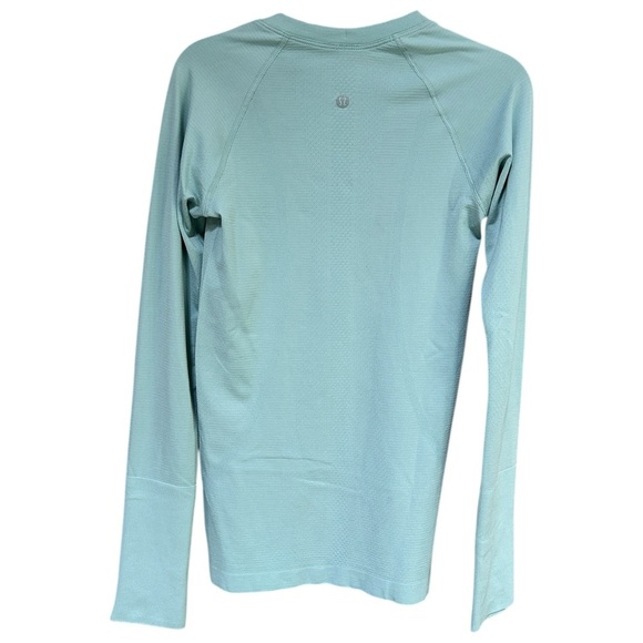 lululemon | Swiftly Tech Long-Sleeve Shirt 2.0 Waist in Crater Blue, Sz 2 W3HHIS - Picture 5 of 11
